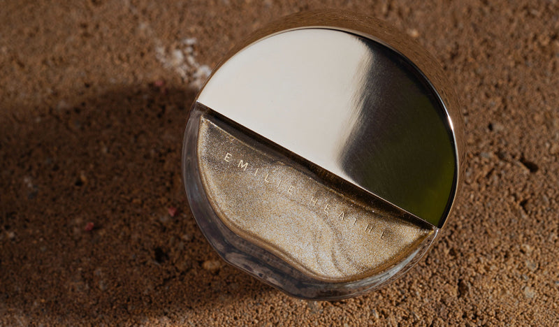 Billions Gold nail polish product shot. Long wearing, 10 free, non-toxic nail polish.