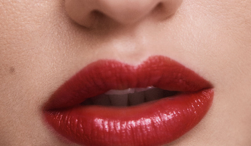 Perfect Red Lipstick. Mix and Match. Emilie Heathe. 